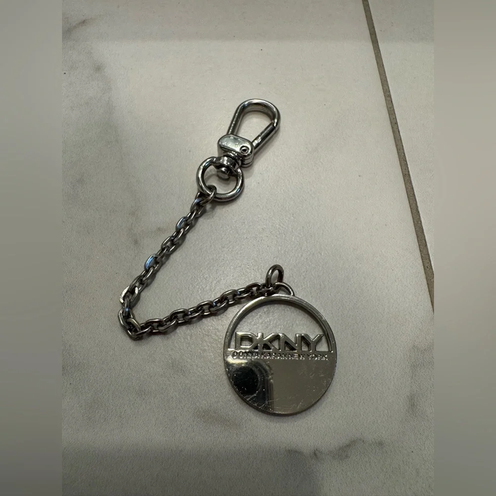 DKNY Donna Karan New York Silver Tone Key Chain Purse Handbag Charm